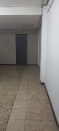 Se alquila apartamento